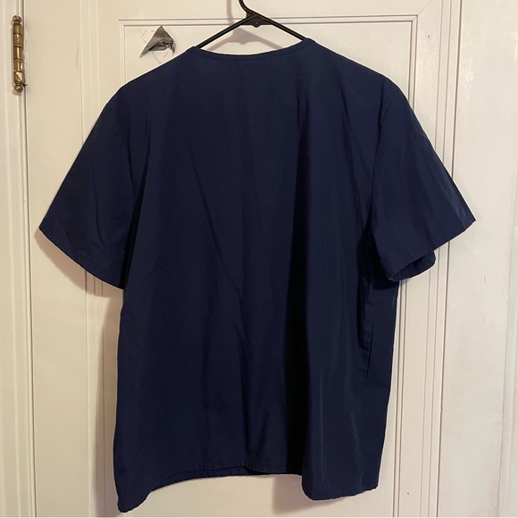 SB Unisex scrub /uniform. Medium. Navy - Picture 6 of 7